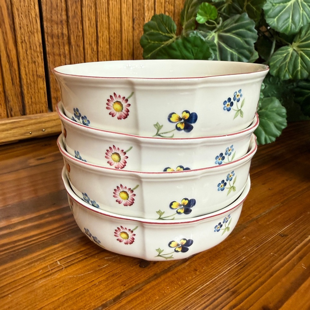 Villeroy & Boch Petite Fleur Cereal Bowls Set of 4 White Floral Scalloped France